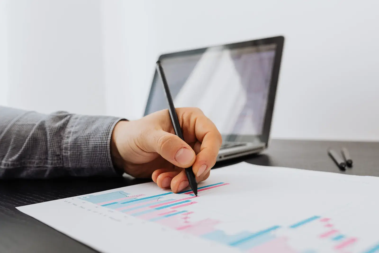 Reviewing cloud costs and the pros and cons of cloud migration